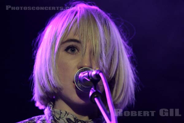 THE JOY FORMIDABLE - 2009-01-15 - PARIS - La Maroquinerie - Rhiannon Bryan